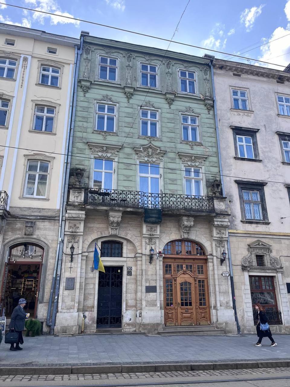 Апартаменти На Площі Ринок, 20 Lviv Exteriör bild